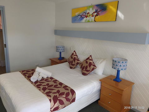 Coachman Motel And Holiday Units - Local Tourism 33