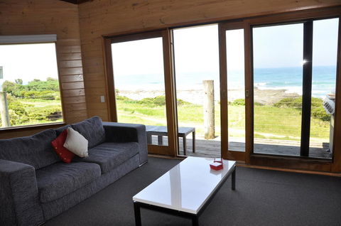 14 Steps - Accommodation Australia 2