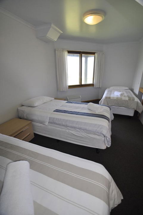 14 Steps - Accommodation Australia 5