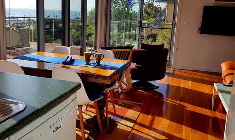 Beach Retreat Apartment Marengo - Accommodation Australia 4