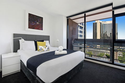 ULTIQA Little Collins (located At The Hero Apartment Building) - Local Tourism 0