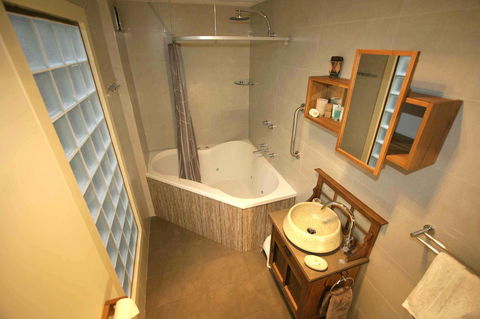 Azen Haven - Accommodation Australia 20