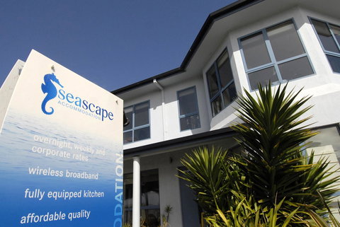Seascape Accommodation - Local Tourism 12