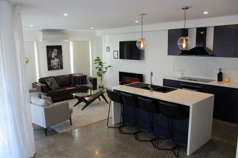 Escape On Birch - Local Tourism 2