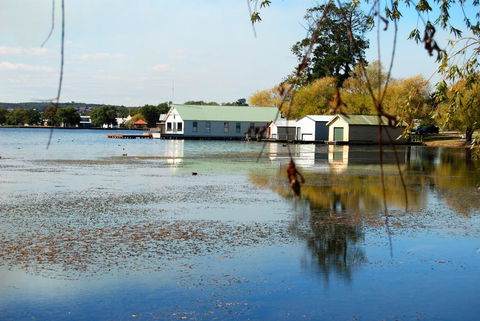 Lake Wendouree Luxury Apartments - Accommodation Australia 12