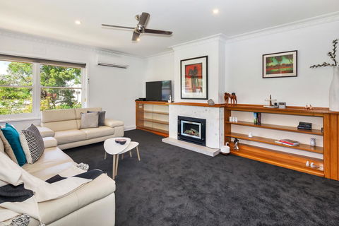 Lake Wendouree Luxury Apartments - Accommodation Australia 7