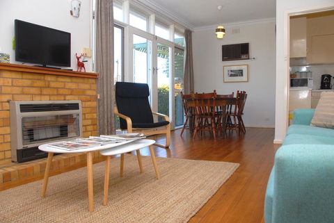 Green Grove - Accommodation Australia 7