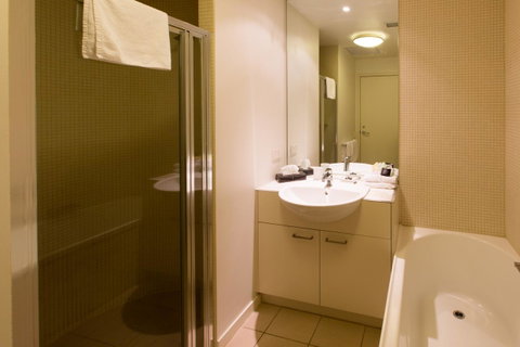 Accent Accommodation@Docklands - Local Tourism 21