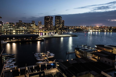 Accent Accommodation@Docklands - Local Tourism 0