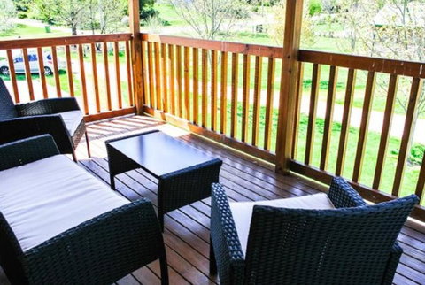 Beechworth Cedar Cottages - Accommodation Australia 5