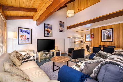 FOUNTAINS 3, Mount Hotham - Accommodation Australia 1