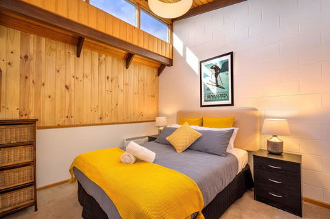 FOUNTAINS 3, Mount Hotham - Accommodation Australia 4