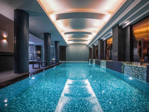 Quay West Suites Melbourne - Accommodation Australia 3