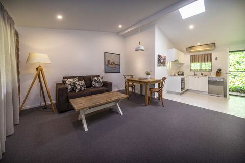 Bright Mystic Valley - Accommodation Australia 6
