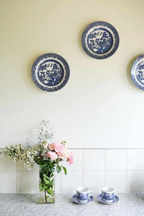 Miss Pym's Cottage - Australia Shopping 14