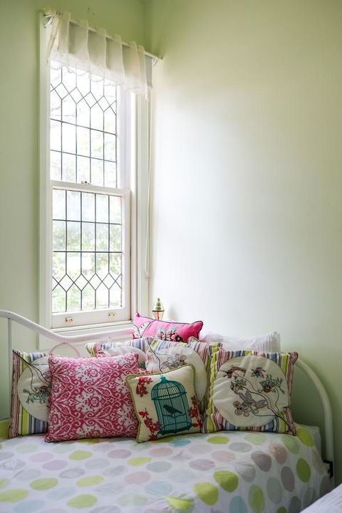 Miss Pym's Cottage - Australia Shopping 20