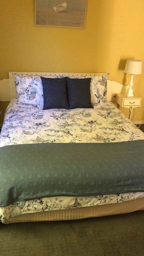 Lakeside Conti Villas - Australia Shopping 14