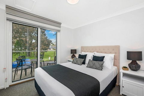 Apartments 521 - Accommodation Australia 4