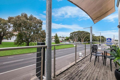 Apartments 521 - Accommodation Australia 16