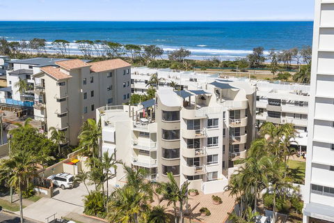 The Burlington Holiday Apartments - Accommodation Australia 2