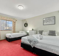 The Calzburg Guest Home - Accommodation Australia