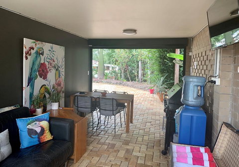 The Canungra Motel - Australia Shopping 2