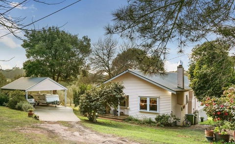 The Caretakers Cottage - Accommodation Australia 0