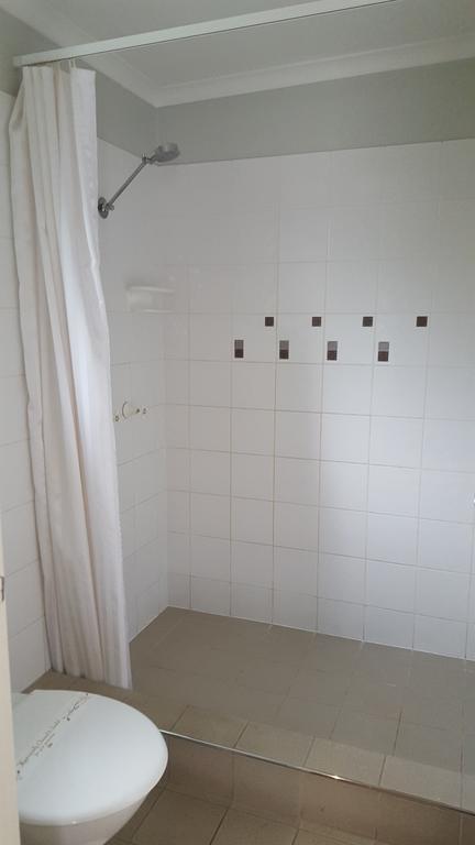 The Commercial Hotel Motel - Accommodation Australia 3