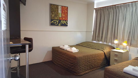 The Commercial Hotel Motel - Accommodation Australia 2