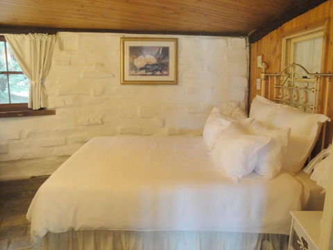 The Cottage - Accommodation Australia 2