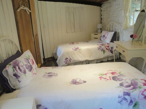 The Cottage - Accommodation Australia 3