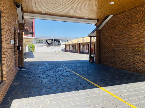 The Cottage Motor Inn Albury - Accommodation Australia 1