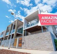The Cove  New Port-Pool - Spa - Sauna - Gym  More - Australia Shopping