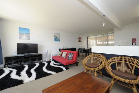 The Crest Unit 5 - Shoal Bay - Accommodation Australia 1