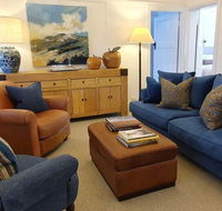 The Dewhurst - Sophisticated Entire CBD Apartment - Accommodation Australia
