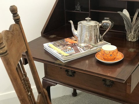 The Dewhurst - Sophisticated Entire CBD Apartment - Local Tourism 1