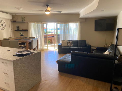The Esplanade Holiday Apartments - Accommodation Australia 1