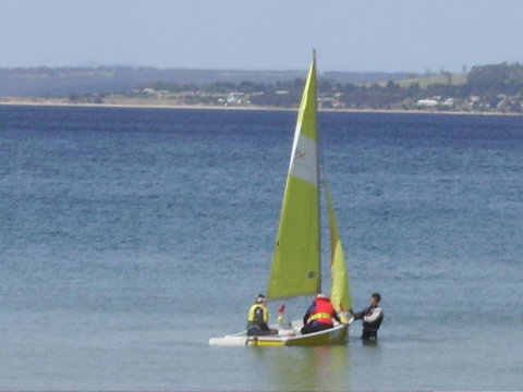The Esplanade Kingston Beachfront - Australia Shopping 3