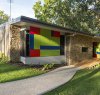 The Feathered Nest - Luxury Wildlife Retreat - Australia Shopping