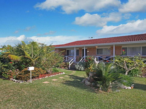 The Heights - Home Style Comforts - Accommodation Australia 0