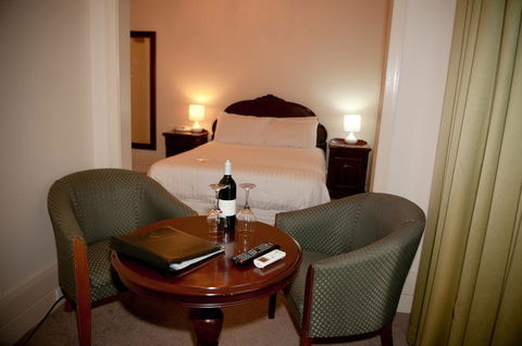The Hotel Shamrock - Accommodation Australia 1