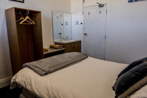 The Imperial Hotel - Accommodation Australia 3
