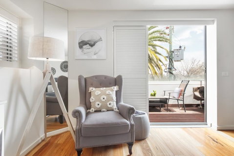 The Jetty Apartment By Ready Set Host - Accommodation Australia 1