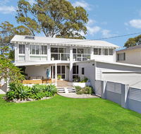 THE LAKE HOUSE - WiTH SWIMMING POOL - Accommodation Australia