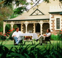 The Lodge Country House - Accommodation Australia