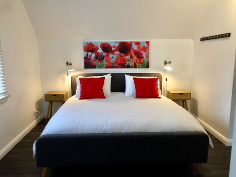 The Loft @ Denver - Accommodation Australia 0
