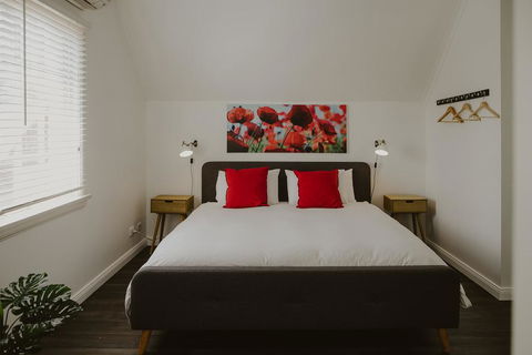 The Loft @ Denver - Accommodation Australia 1