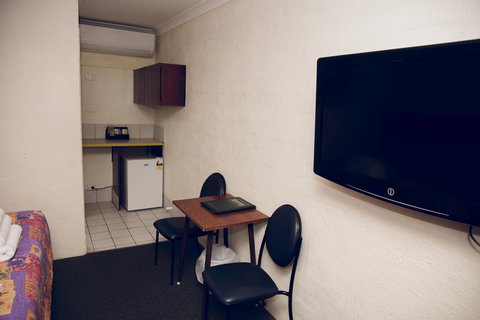 The Miners Rest Motel - Local Tourism 1