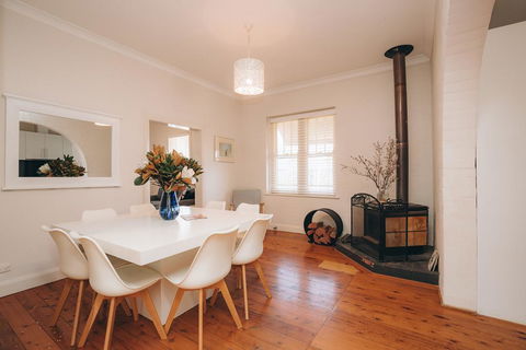 The Mudgee Merlot Gate Guesthouse - Accommodation Australia 3