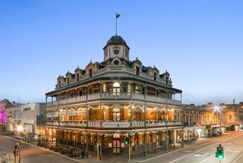 The National Hotel - Australia Shopping 0